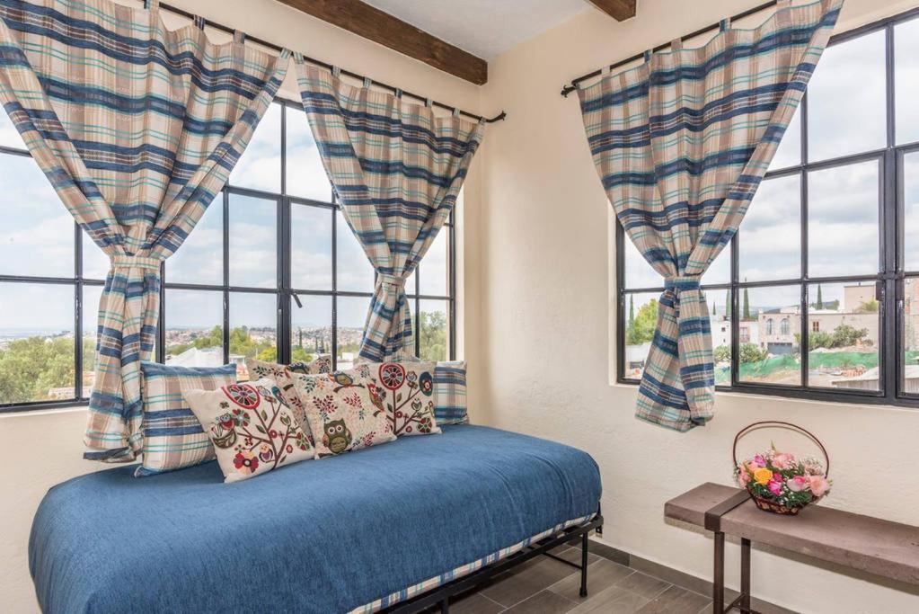 Acuarela Suites Альенде Экстерьер фото